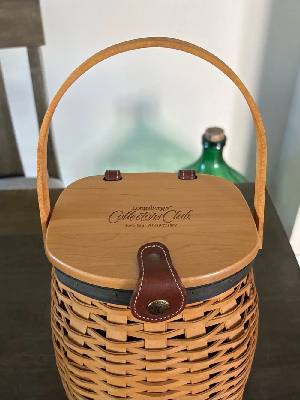 Longaberger Wood Collectors Club Lid with Brown Leather Accents
